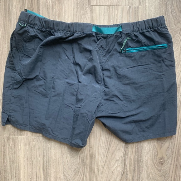Men’s REI Hiking Shorts XL - Picture 2 of 3